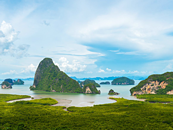 【遇見普吉島】蘇美藍天空展望臺+下午茶、攀牙灣007島、珊瑚島、泰式精油SPA、二次出海&夜市、全程五星酒店悠閒６日（泰獅航空、台中出發）